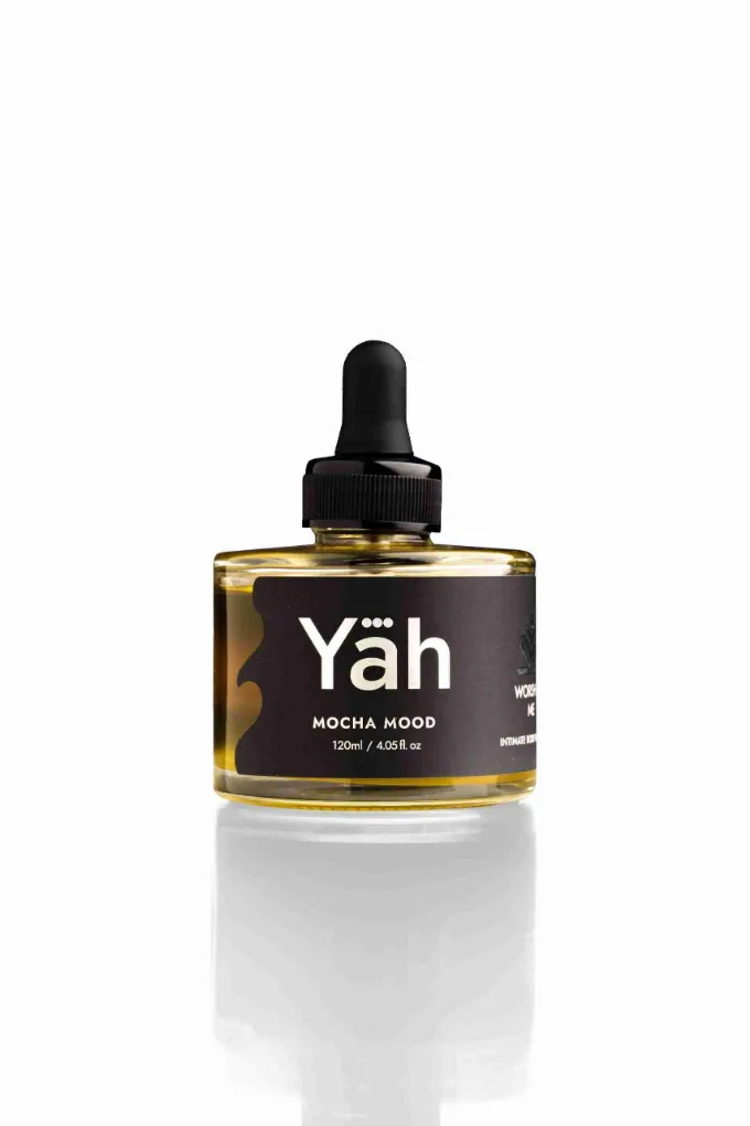 A Yah serum bottle shot on white for e-commerce